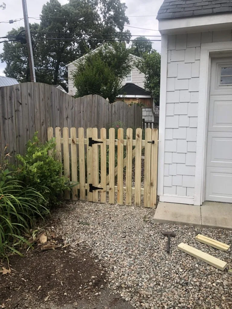 Fence and Gate Repair project photo in Jacksonville, FL