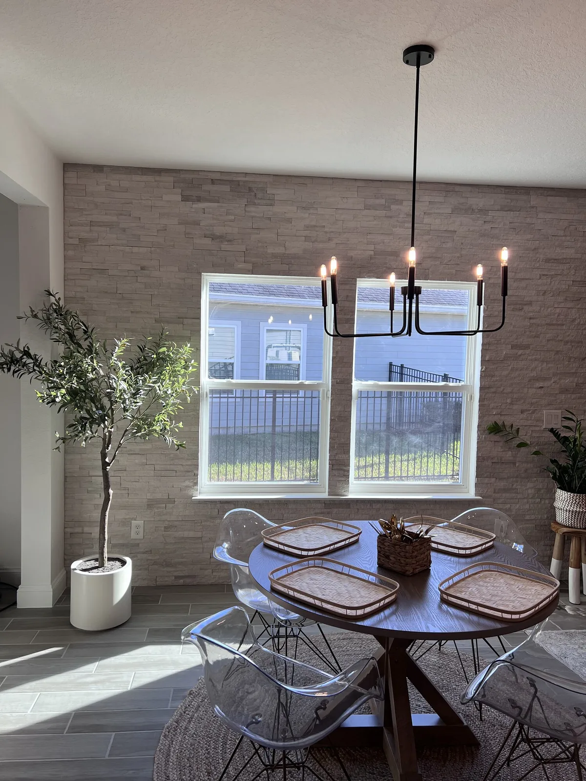 Finished marble feature wall surrounding the dining area