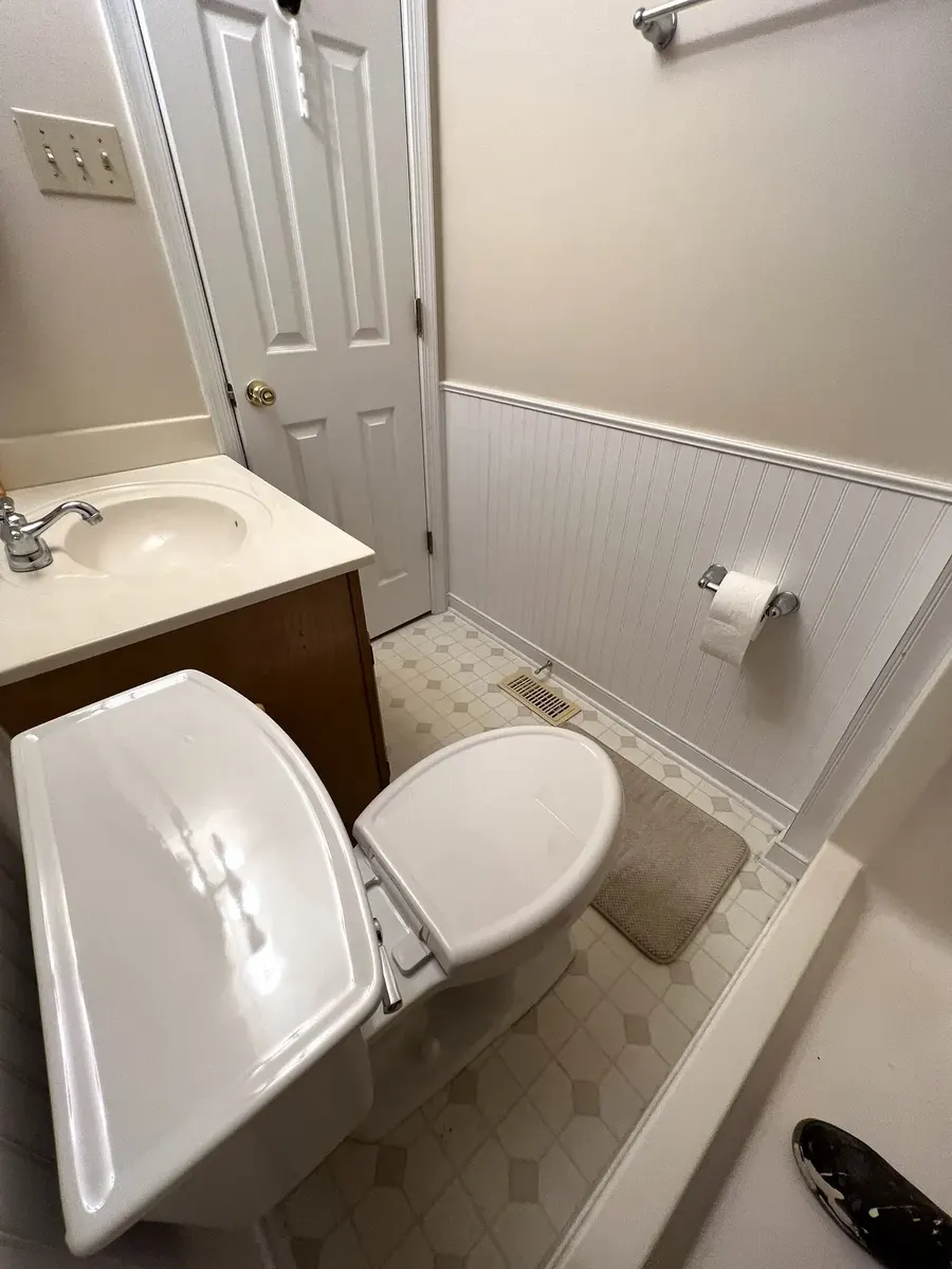 After photo 1 of the full & half bath updates