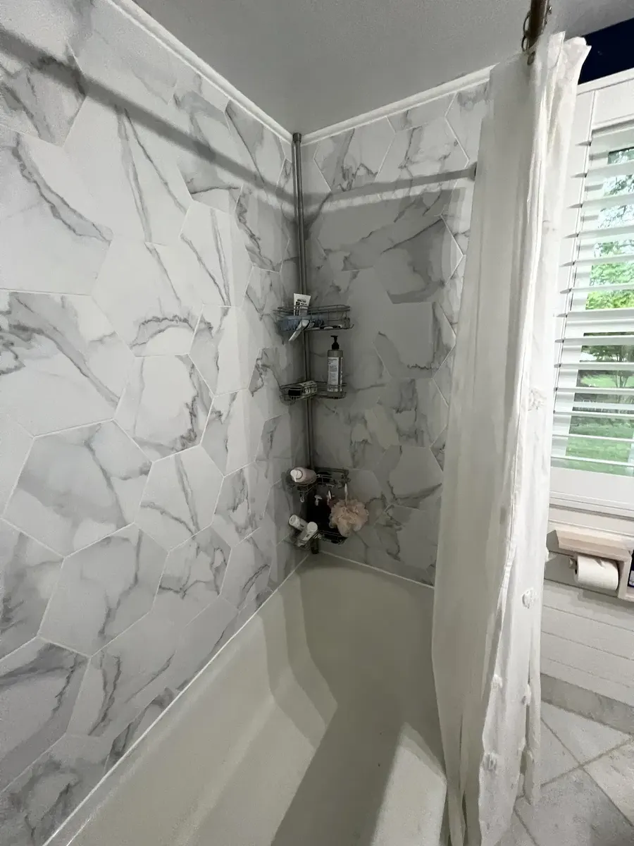 Marble-Look Tub Surround after the work was completed